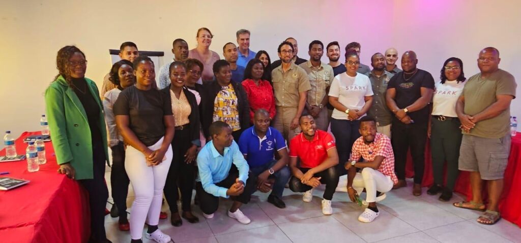 group photo in Gorongosa