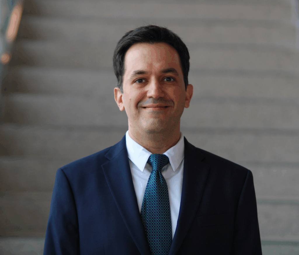 Dr. Jamshidi headshot