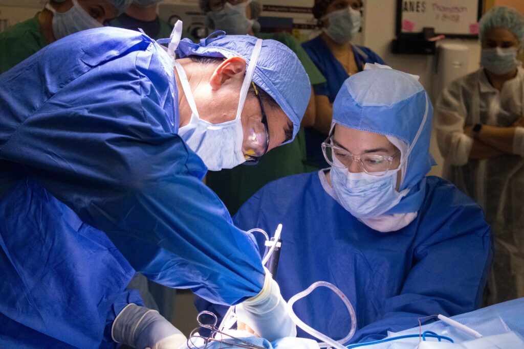 Dr. Chi in surgery